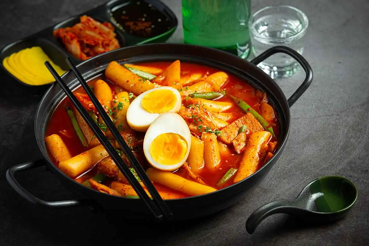 Korean Rice Cake (Tteokbokki)